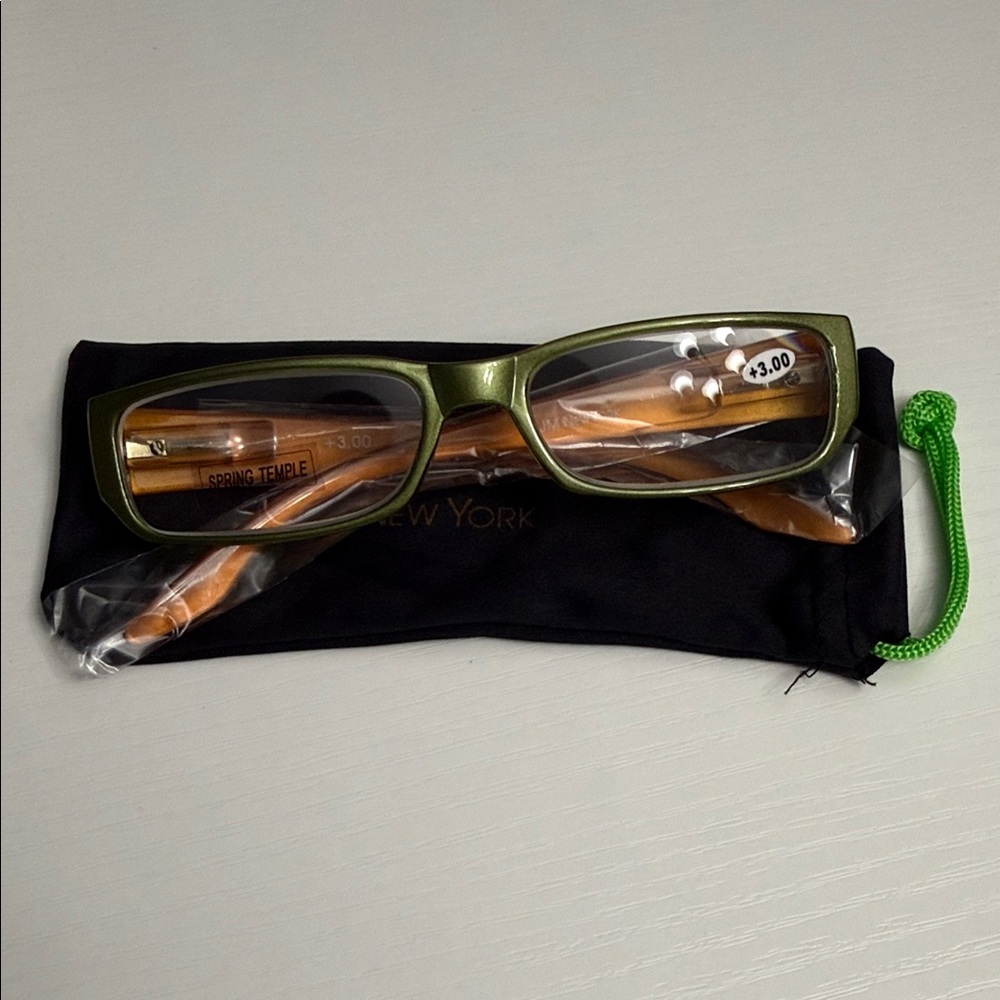 JM New York Green Rectangular Glasses +3.00 Readers